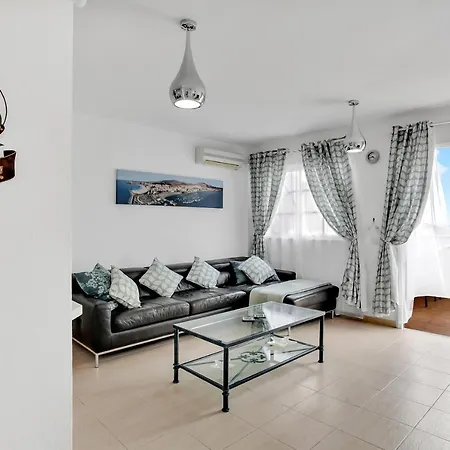 Apartamento Floor, Sea View, Huge Terrace, Heated Pool, Garage *