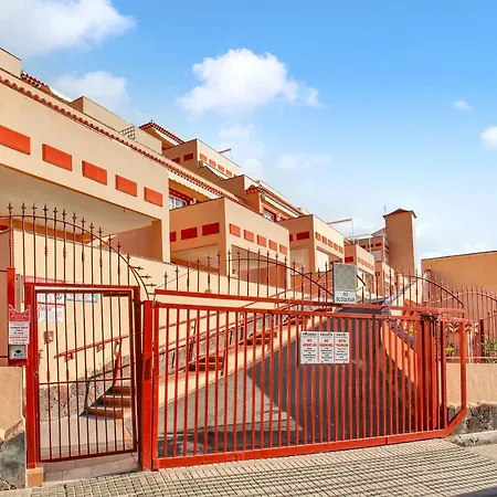 Apartamento Floor, Sea View, Huge Terrace, Heated Pool, Garage Los Cristianos (Tenerife)