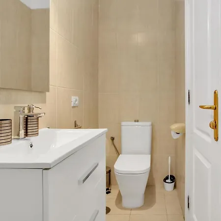 Floor, Sea View, Huge Terrace, Heated Pool, Garage *